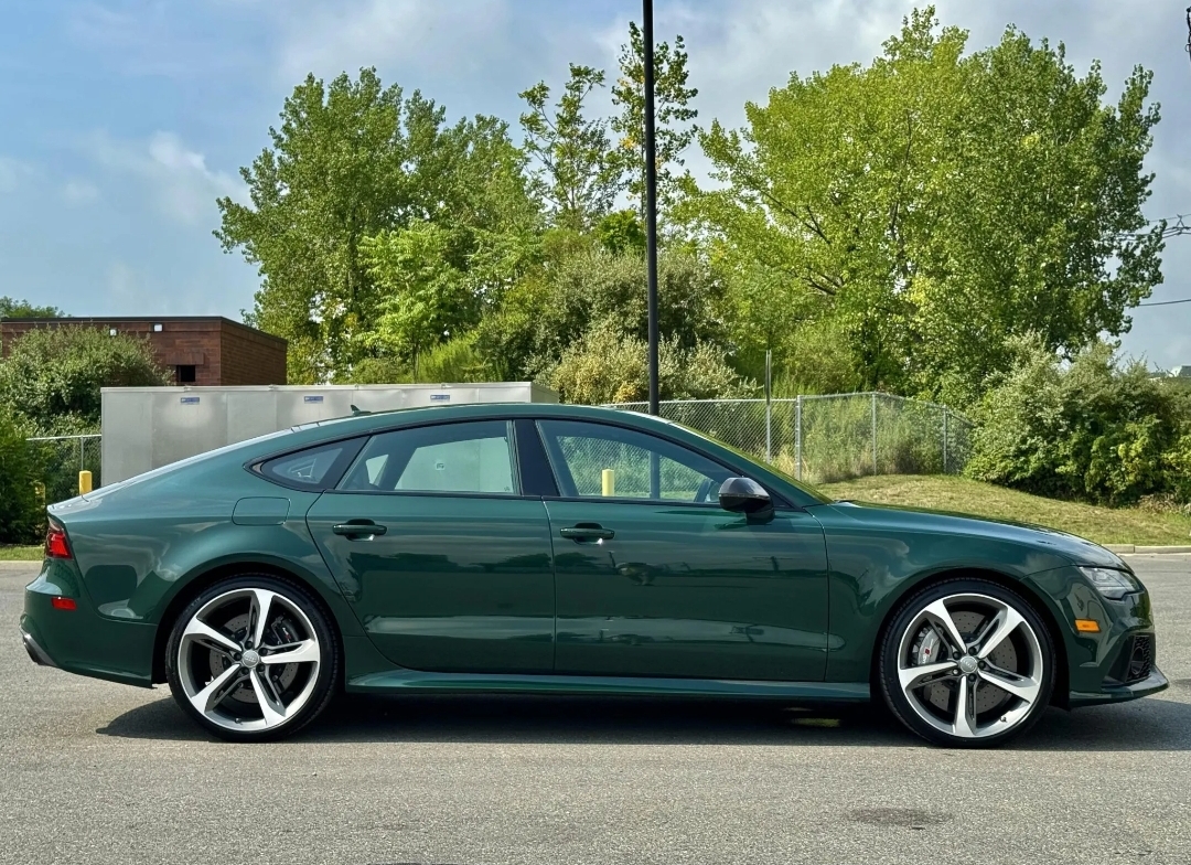 2016 AUDI RS7
