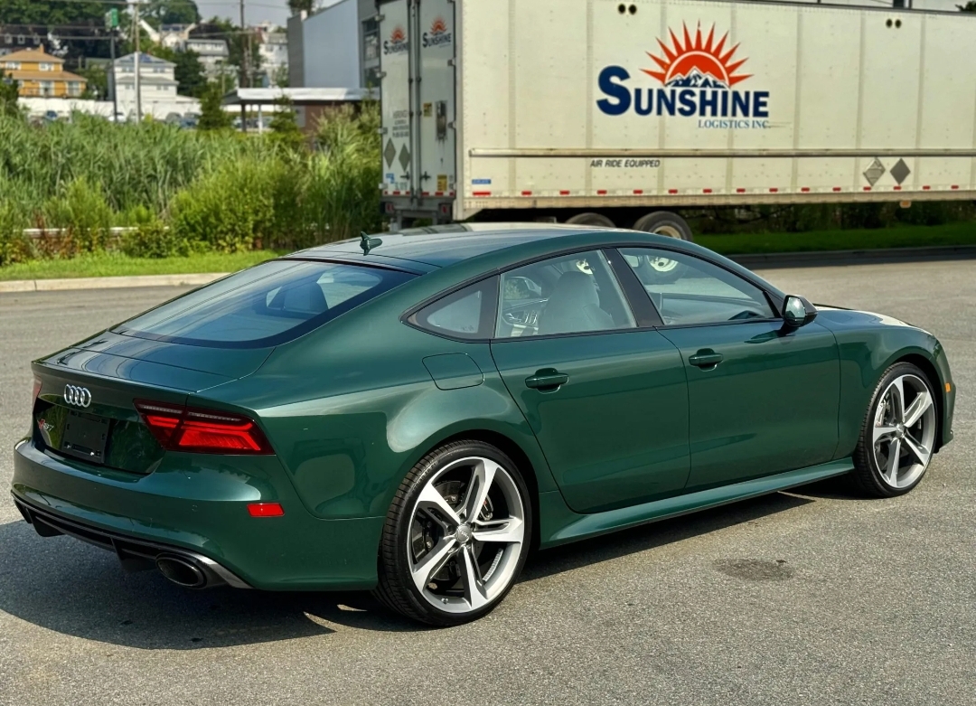 2016 AUDI RS7