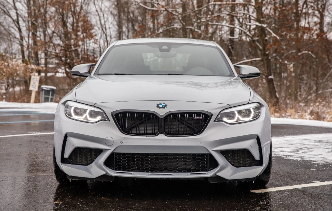 2019 BMW M2