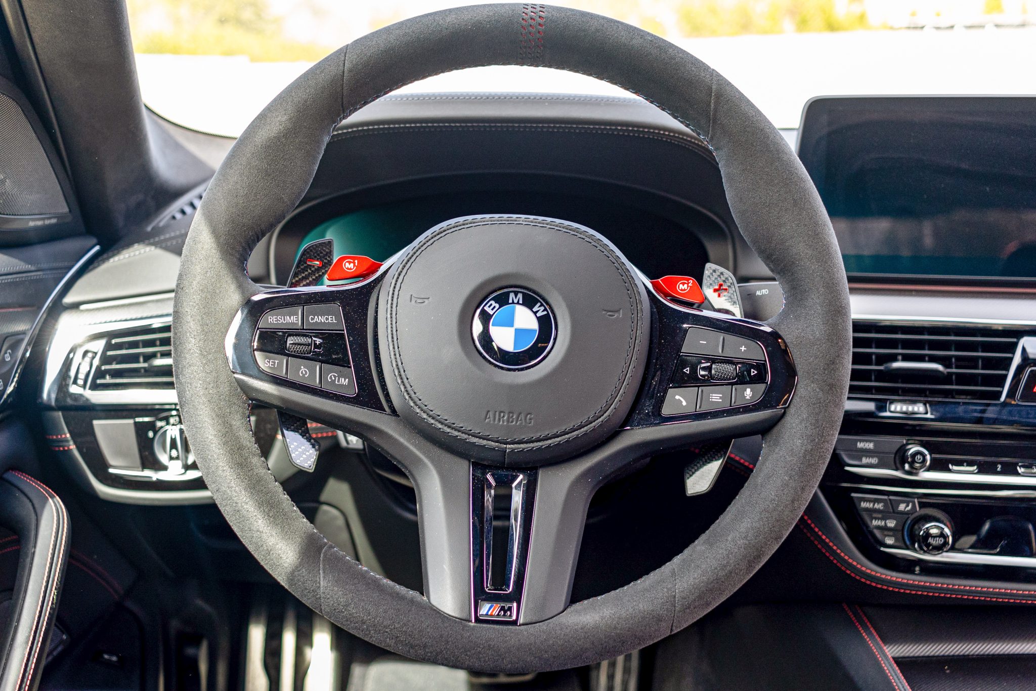 2022 BMW M5 CS